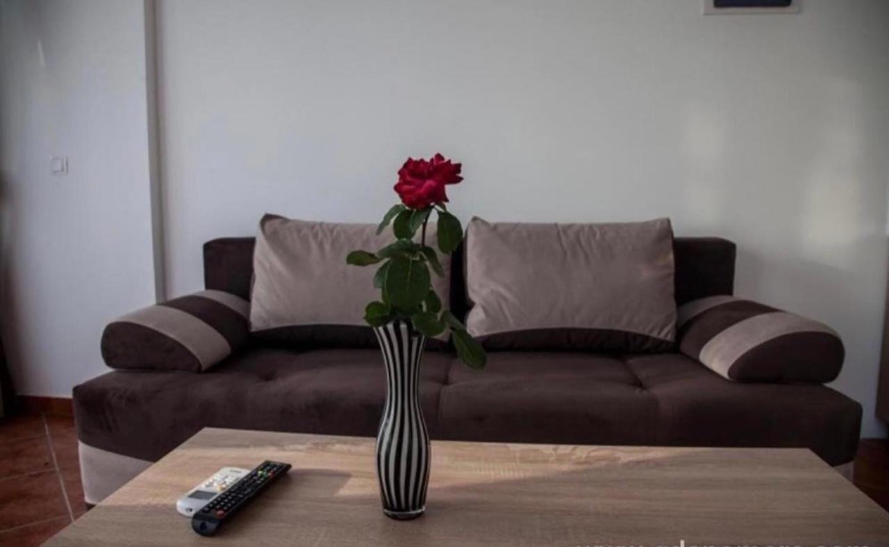 Delux Apartmani โดบราวอดา ภายนอก รูปภาพ