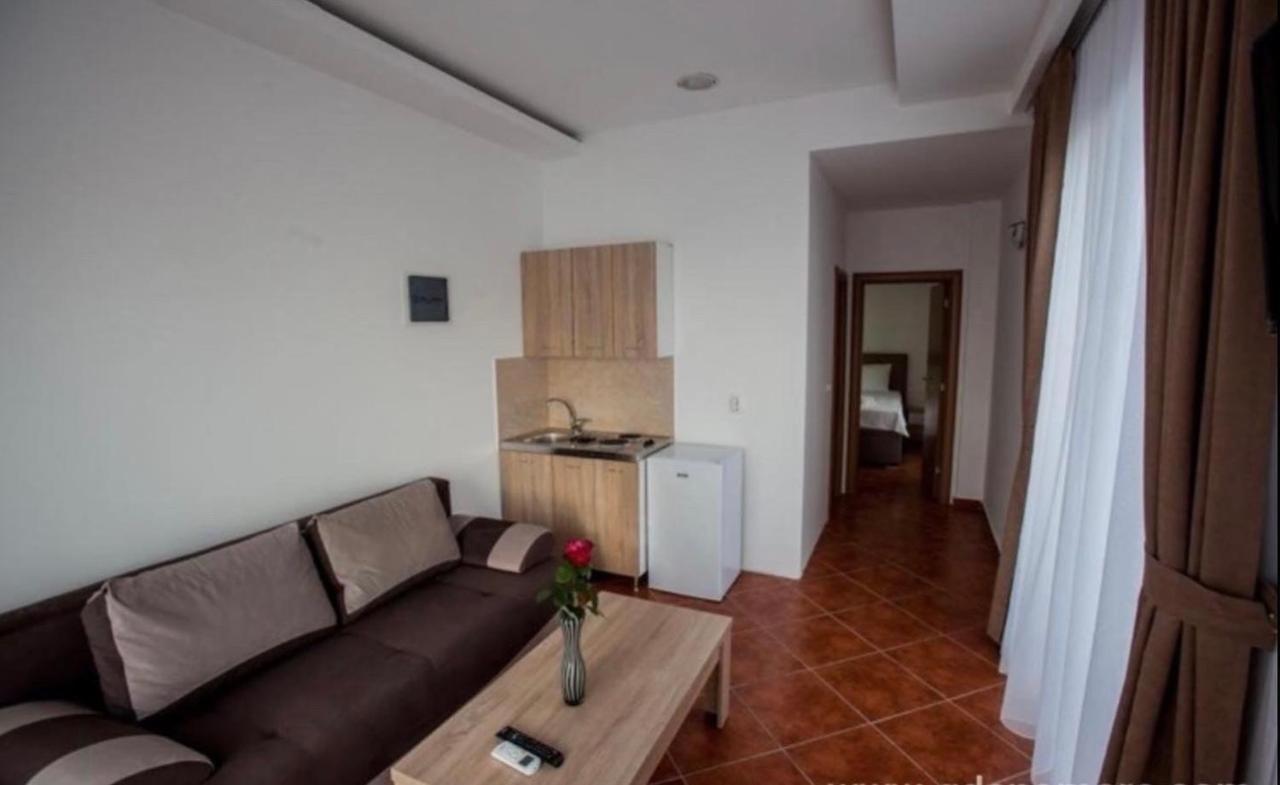 Delux Apartmani โดบราวอดา ภายนอก รูปภาพ